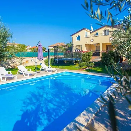 Casa Eden Tar-Vabriga