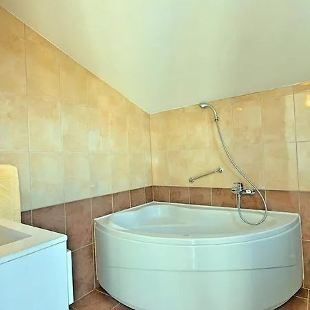 Casa Eden * Tar-Vabriga