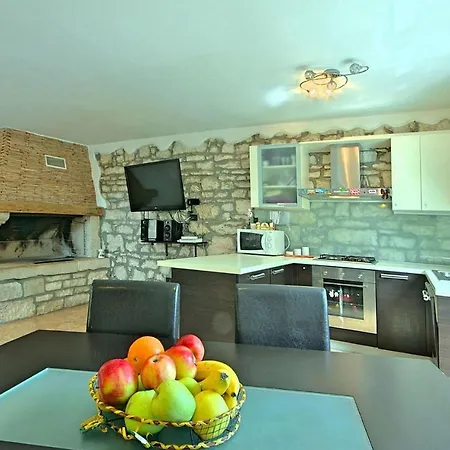Casa Eden Tar-Vabriga